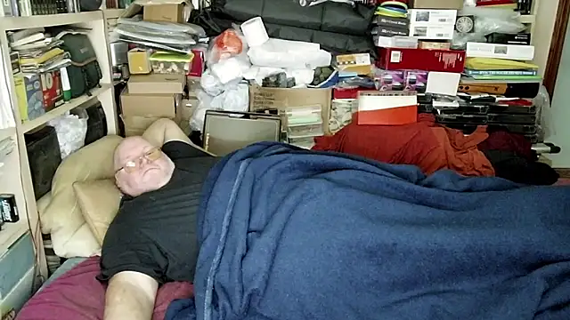 hadeszeuss2 online show from January 2025 05:51:02 PM