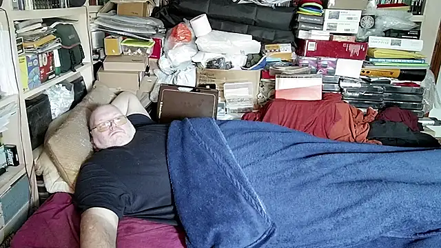 hadeszeuss2 online show from January 2025 02:35:01 PM