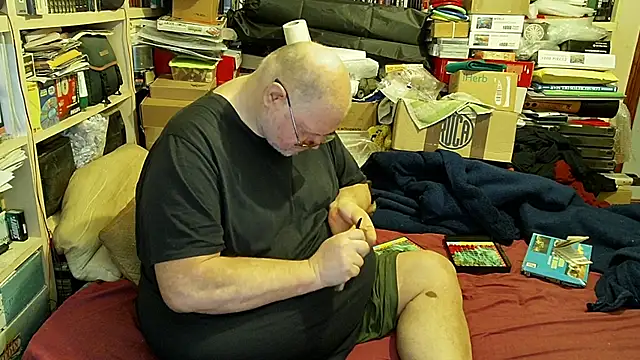 hadeszeuss2 online show from January 2025 05:37:02 PM