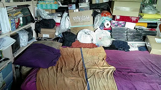 hadeszeuss2 online show from October 2025 03:23:02 PM