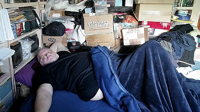 hadeszeuss2 online show from March 2026 03:18:01 PM