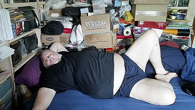 hadeszeuss2 online show from April 2026 01:39:02 PM