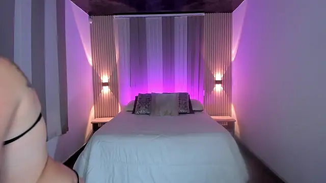 Snapshot of lenah_smith chatting on February 2025 11:19:02 AM lenah smith online show from February 2025 11:19:02 AM