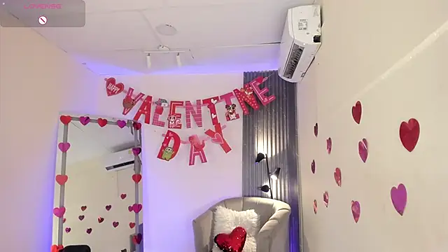 emma alice  online show from February 2025 06:48:01 PM