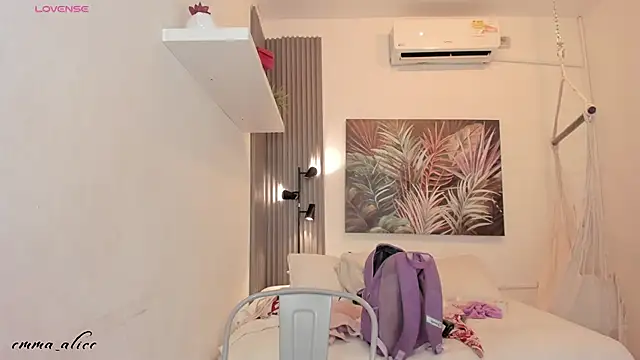 emma alice  online show from September 2025 12:06:01 PM