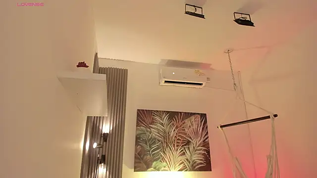 emma alice  online show from November 2025 12:16:01 PM