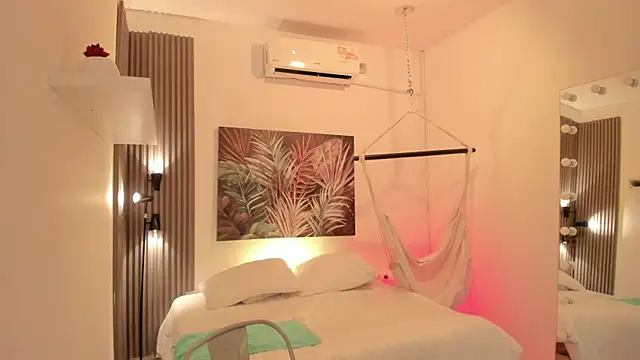 emma alice  online show from November 2025 12:11:01 PM