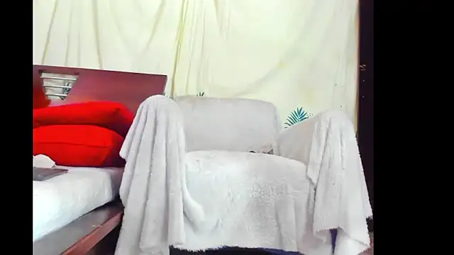 Dear anne online show from February 2026 08:35:01 PM