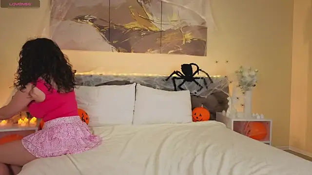 Ariella Sol online show from November 2025 01:08:01 AM