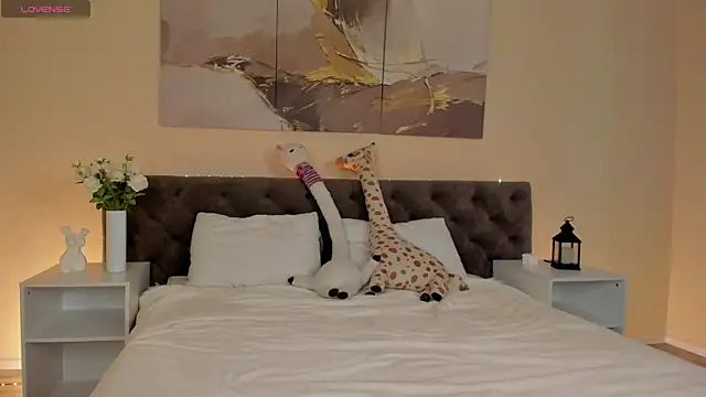 Ariella Sol online show from March 2026 01:10:01 AM