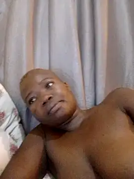 Snapshot of Yugibaby1 chatting on March 2025 03:43:02 AM Yugibaby1 online show from March 2025 03:43:02 AM