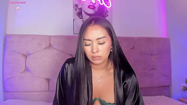 Cameliaa Smiith online show from March 2025 09:45:02 AM