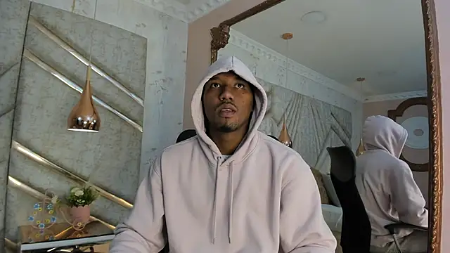 Snapshot of JamesParck chatting on January 2025 12:07:02 PM JamesParck online show from January 2025 12:07:02 PM