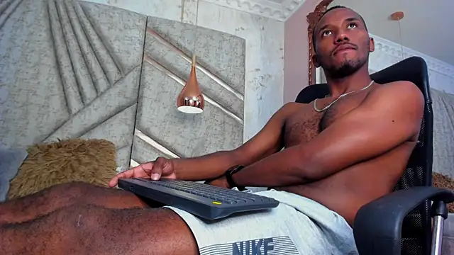 Snapshot of JamesParck chatting on January 2025 06:23:01 PM JamesParck online show from January 2025 06:23:01 PM