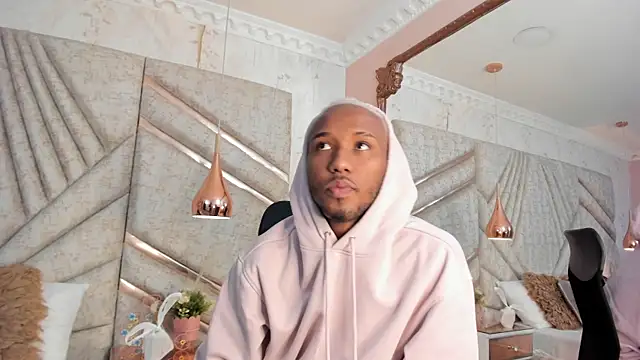 Snapshot of JamesParck chatting on February 2025 12:16:01 PM JamesParck online show from February 2025 12:16:01 PM