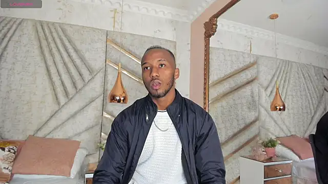 Snapshot of JamesParck chatting on March 2025 12:55:01 PM JamesParck online show from March 2025 12:55:01 PM