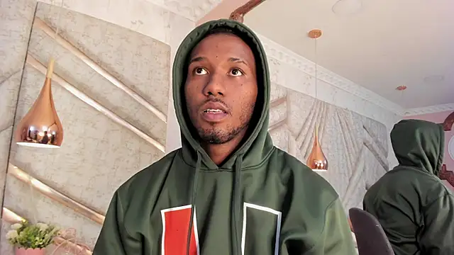 Snapshot of JamesParck chatting on March 2025 03:07:02 PM JamesParck online show from March 2025 03:07:02 PM