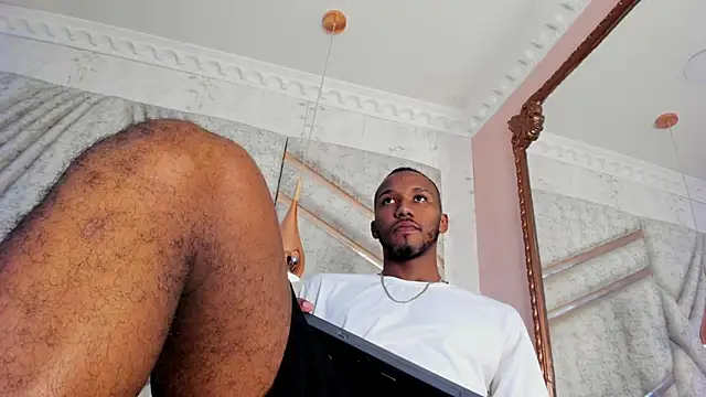 Snapshot of JamesParck chatting on March 2025 06:42:01 PM JamesParck online show from March 2025 06:42:01 PM