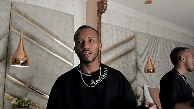 Snapshot of JamesParck chatting on March 2025 12:17:01 PM JamesParck online show from March 2025 12:17:01 PM