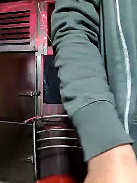 Snapshot of rayhan085 chatting on December 2024 06:05:01 PM rayhan085 online show from December 2024 06:05:01 PM