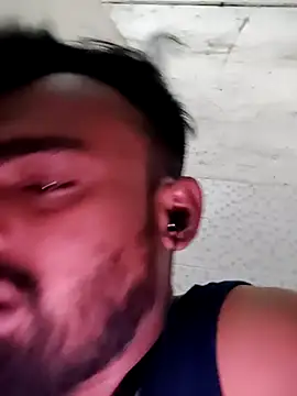 Snapshot of rayhan085 chatting on February 2025 08:22:02 AM rayhan085 online show from February 2025 08:22:02 AM