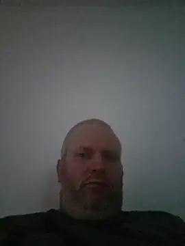 ShyBoy1982 online show from May 2026 06:14:02 PM