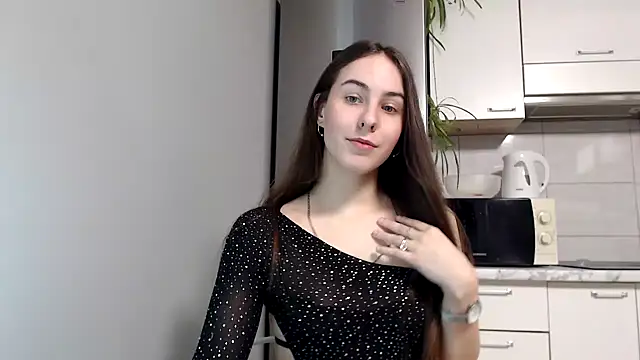 SierraSky  online show from February 2025 06:24:01 PM