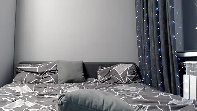 SierraSky  online show from March 2025 09:16:01 PM