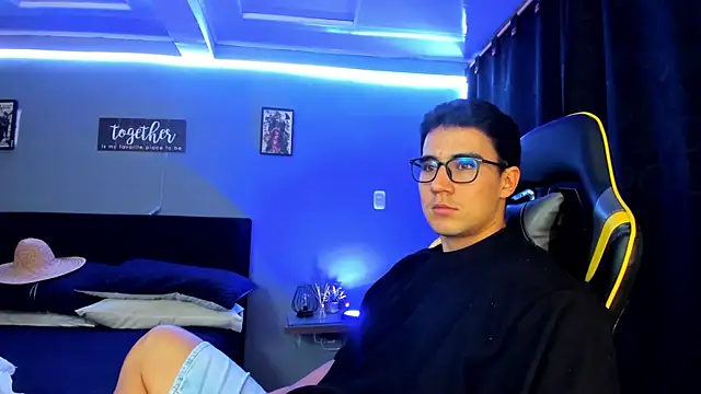 owengray2n online show from September 2025 12:49:01 AM