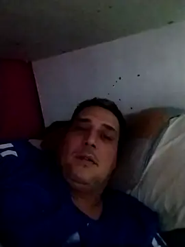 cesar and macarena online show from March 2026 10:38:01 PM