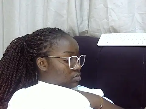 Sexy racy rebel  online show from February 2026 09:33:01 PM