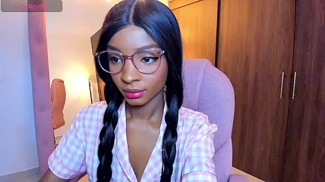 alikahouston4 online show from April 2026 07:44:01 AM