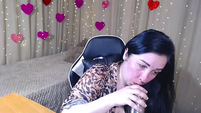 Snapshot of JillStevens chatting on May 2026 03:13:01 AM JillStevens online show from May 2026 03:13:01 AM