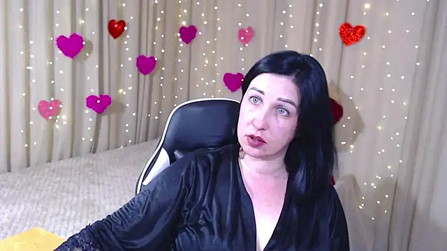 Snapshot of JillStevens chatting on May 2026 01:40:02 PM JillStevens online show from May 2026 01:40:02 PM