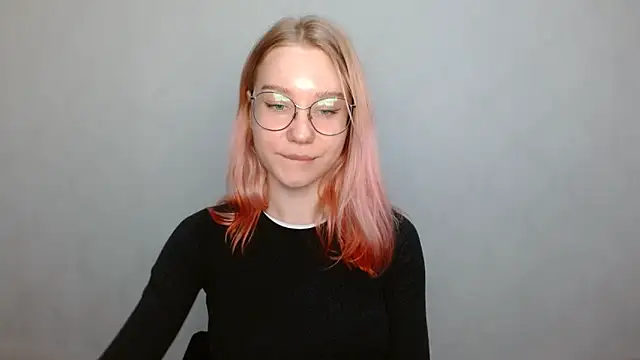 Snapshot of cindi_hot chatting on December 2024 12:44:02 PM cindi hot online show from December 2024 12:44:02 PM