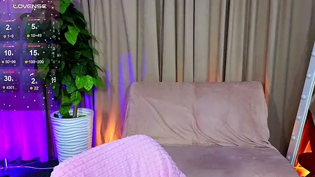 Snapshot of SusieMorris chatting on February 2025 01:22:01 PM SusieMorris online show from February 2025 01:22:01 PM