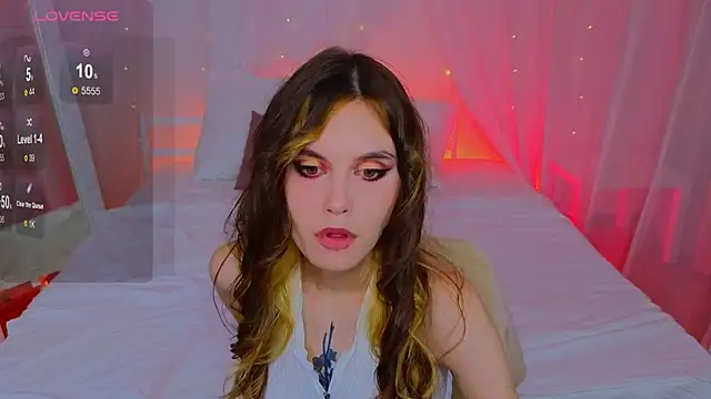 Snapshot of SusieMorris chatting on September 2025 10:41:01 AM SusieMorris online show from September 2025 10:41:01 AM