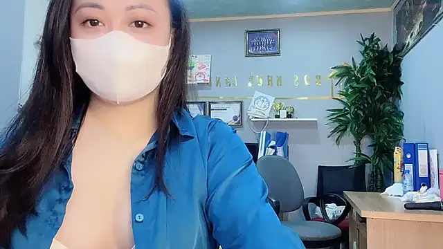 Bamboo Swetie online show from December 2024 04:50:02 AM