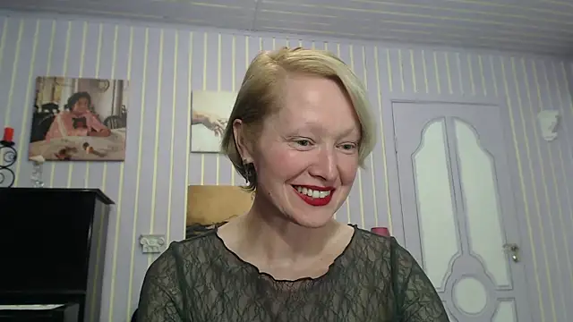 Marquise555 online show from May 2026 06:09:01 PM