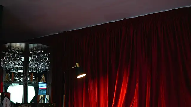 Evelyn Evyyy online show from March 2025 07:18:01 PM