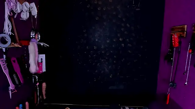 Alexa Slave online show from September 2025 02:08:01 PM