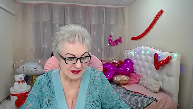 KayleSmoll online show from January 2025 10:42:01 PM