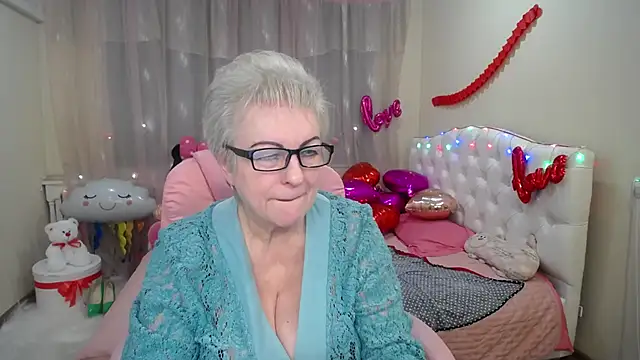 KayleSmoll online show from February 2025 01:37:01 AM