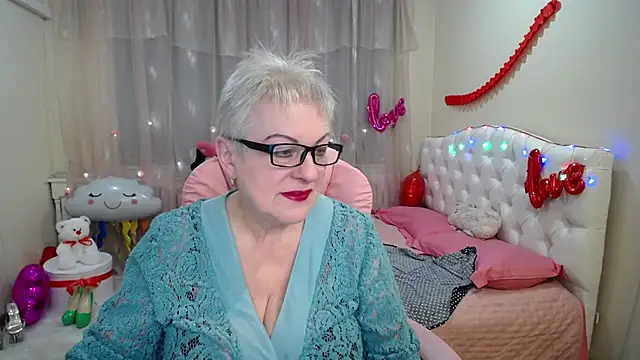 KayleSmoll online show from February 2025 04:28:02 AM