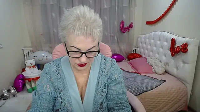 KayleSmoll online show from March 2025 01:25:02 AM