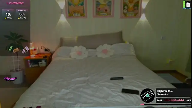 -LinaLove- online show from May 2026 07:54:02 PM