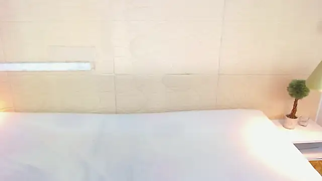 Shamiraa moore online show from December 2024 07:36:01 PM