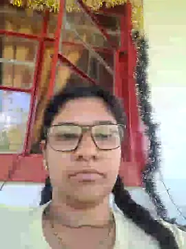 Sofythom1 online show from December 2024 06:59:02 PM