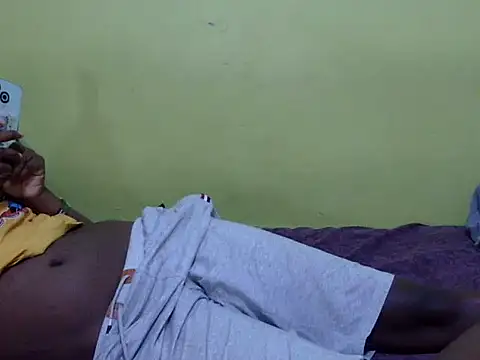 Snapshot of QUEEN-LIZ chatting on September 2025 03:39:02 AM QUEEN-LIZ online show from September 2025 03:39:02 AM