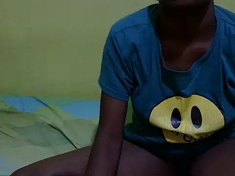 Snapshot of QUEEN-LIZ chatting on September 2025 06:30:02 PM QUEEN-LIZ online show from September 2025 06:30:02 PM